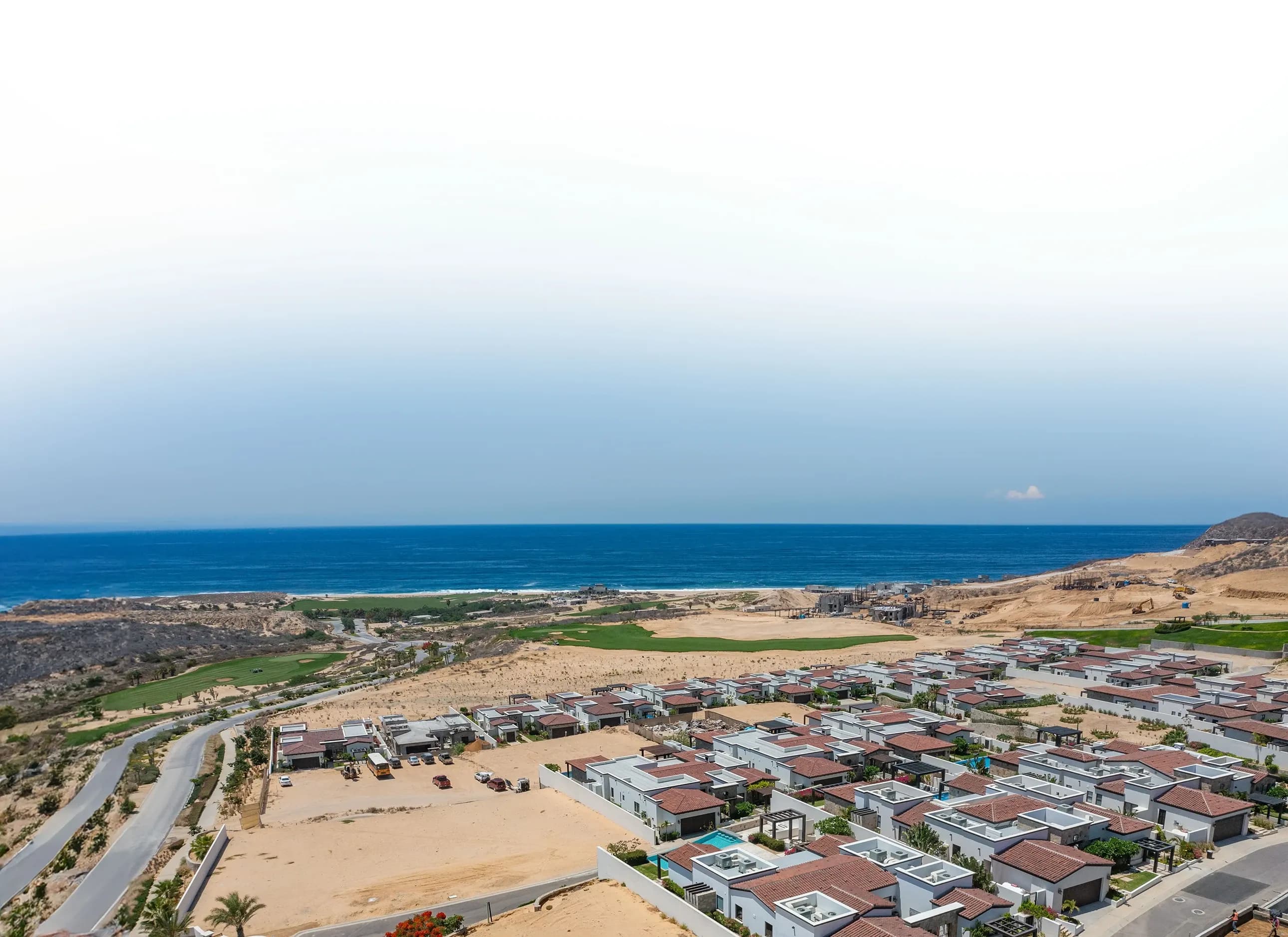 Luxiry residences in Cabo. Coronado is a residential project by Quivira Los Cabos. It has 64 lots with views of the Pacific Ocean and the golf course.